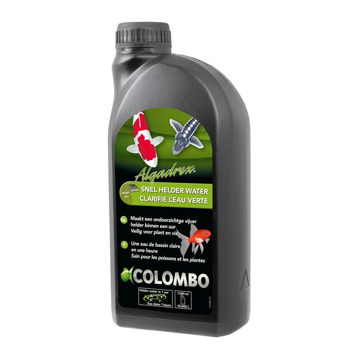Fles Colombo Algadrex van 1000 ml tegen groen water in de vijver